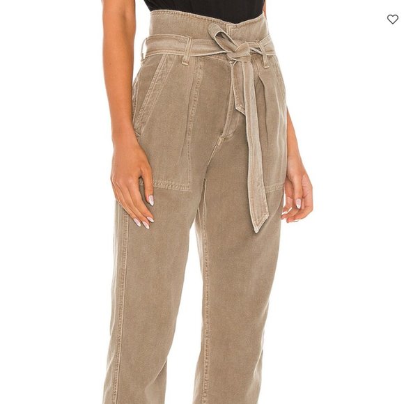 Citizens of Humanity Noelle Belted Cargo Straight in Desert Taupe - Picture 5 of 11